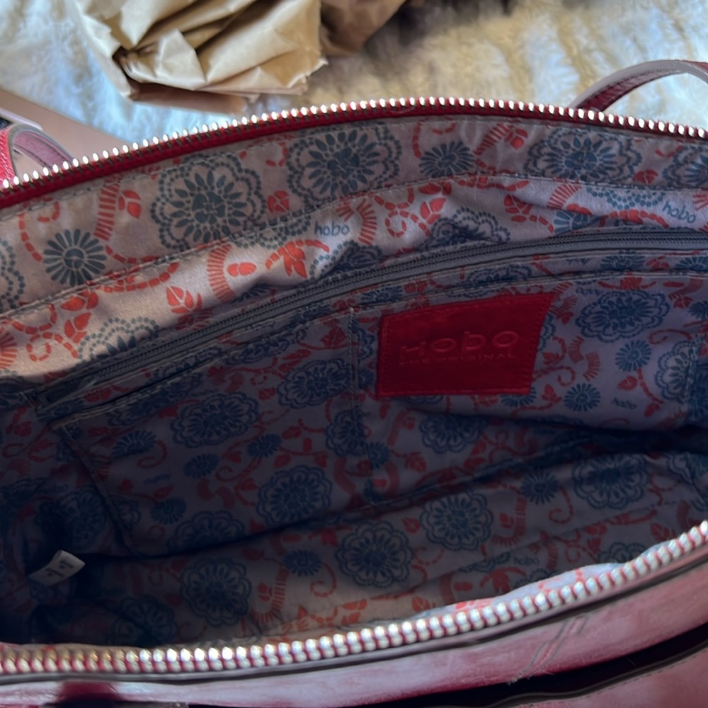 Vintage HOBO bags Friar in crimson - Picture 11 of 16